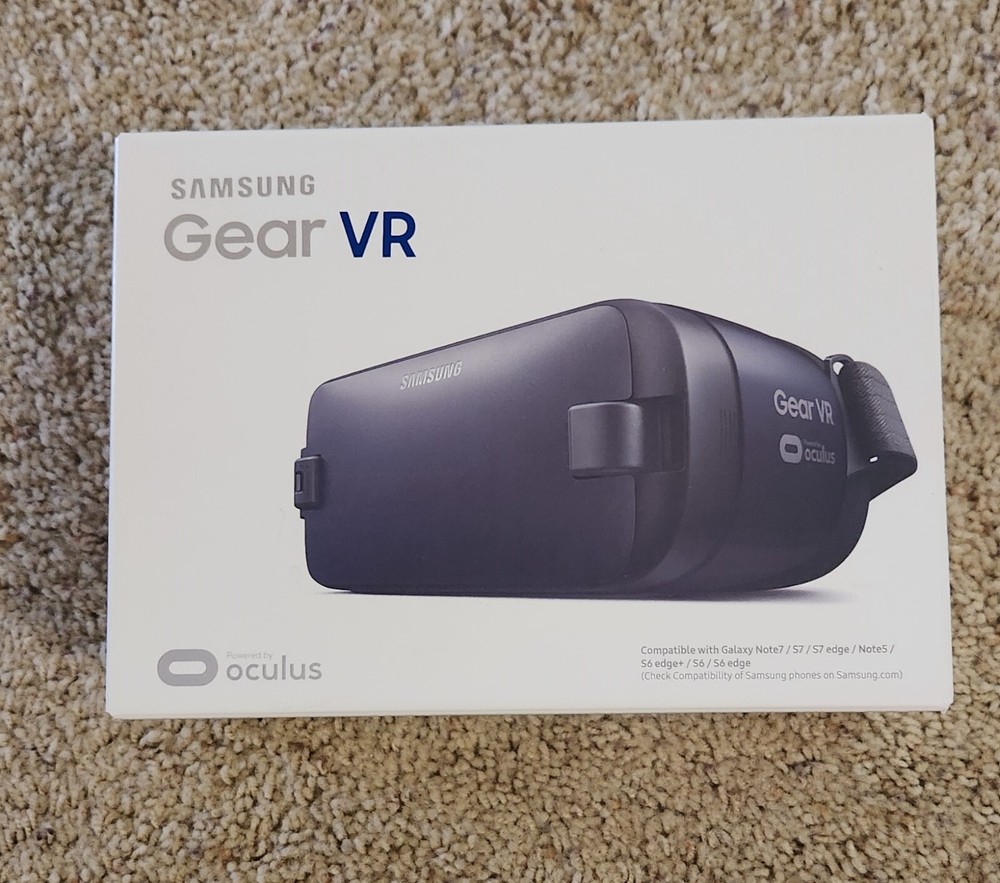 Samsung Gear VR Oculus NIB
