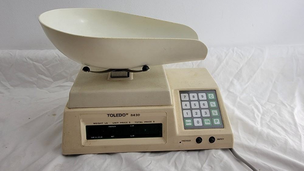 VINTAGE METTLER TOLEDO DIGITAL SCALE MODEL 8430