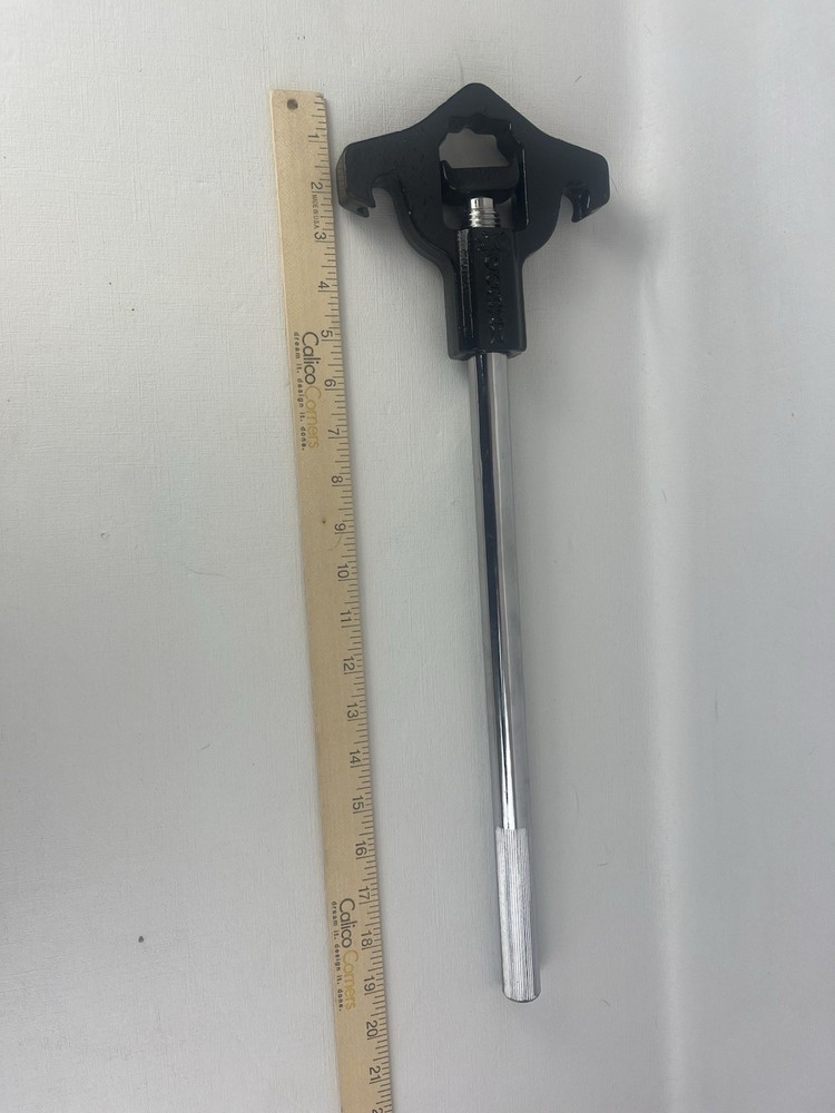Kochek Adjustable Hydrant Wrench