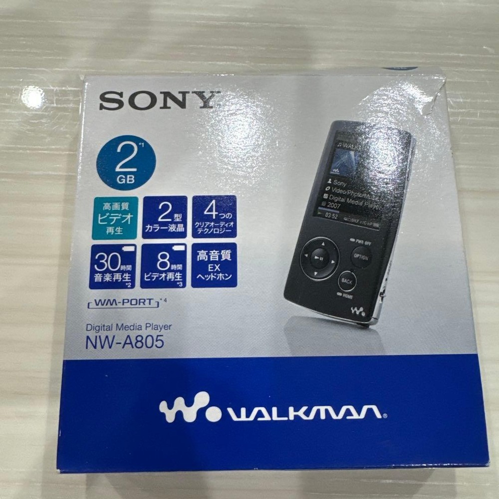 Sony Walkman NW A805 2GB Violet Portable Digital Music Player Compact Player