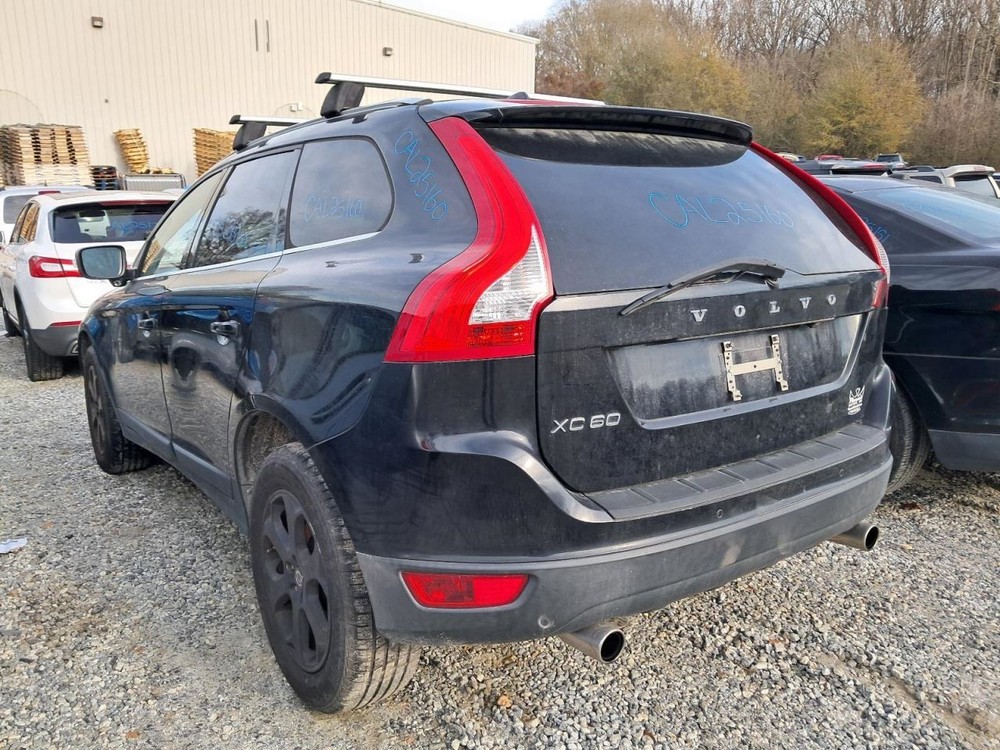 S60 2012 Glove Box 4902412