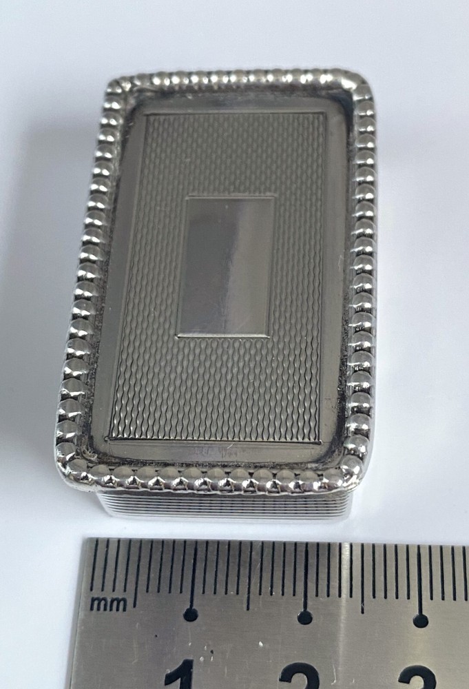 Vintage Heavy Solid Silver Pie Crust Engine Turned Pill Snuff Box Ribbed Sides