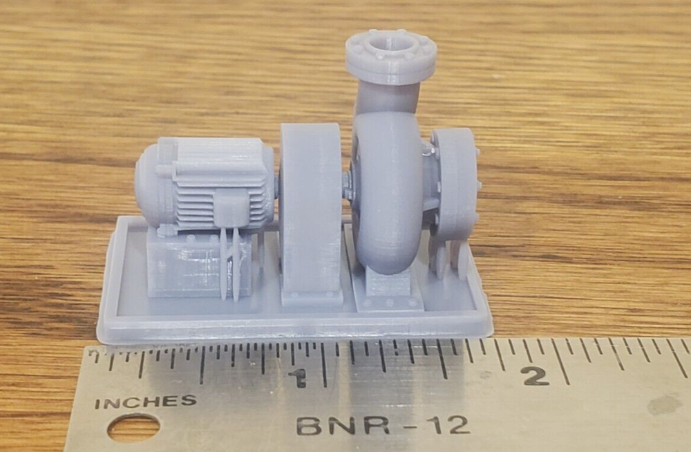 O Scale Centrifugal Pump and Motor - MEDIUM