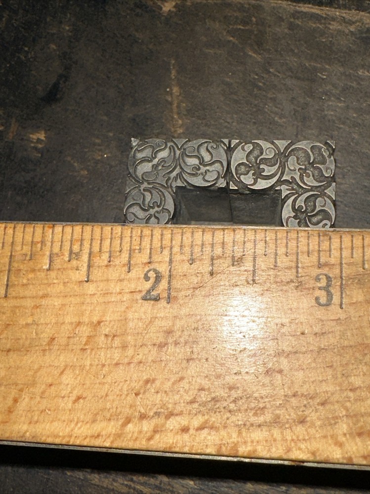 Print Block “ Gorgeous Border Frame “ Room For Type. Lead Blocks, Beautiful!!