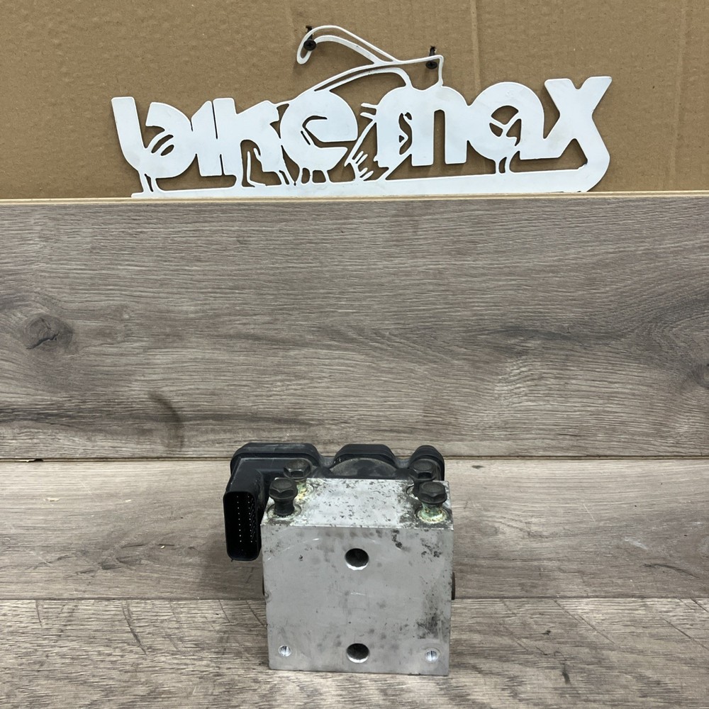 2012 Harley FLHTCU Electra Ultra OEM ABS Brake Pump & Control Module Untested