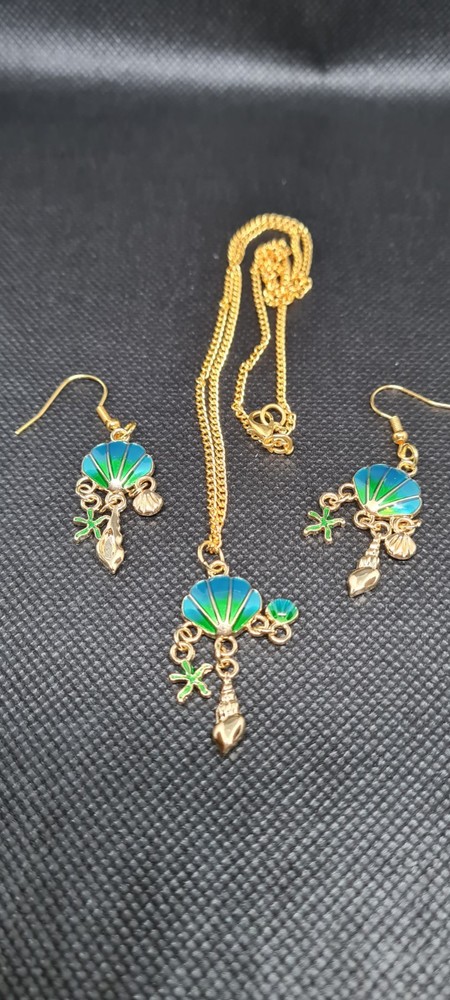 Necklace And Earring Set