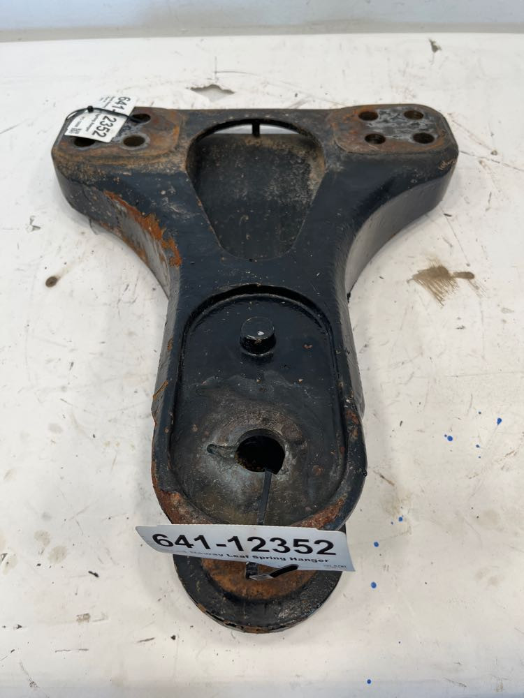 Neway Suspension Bracket (641-12352)