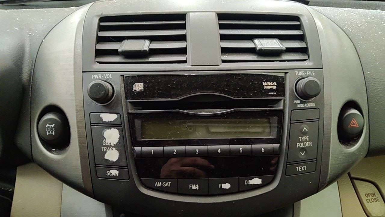 RAV 4 2010 Glove Box 7016339