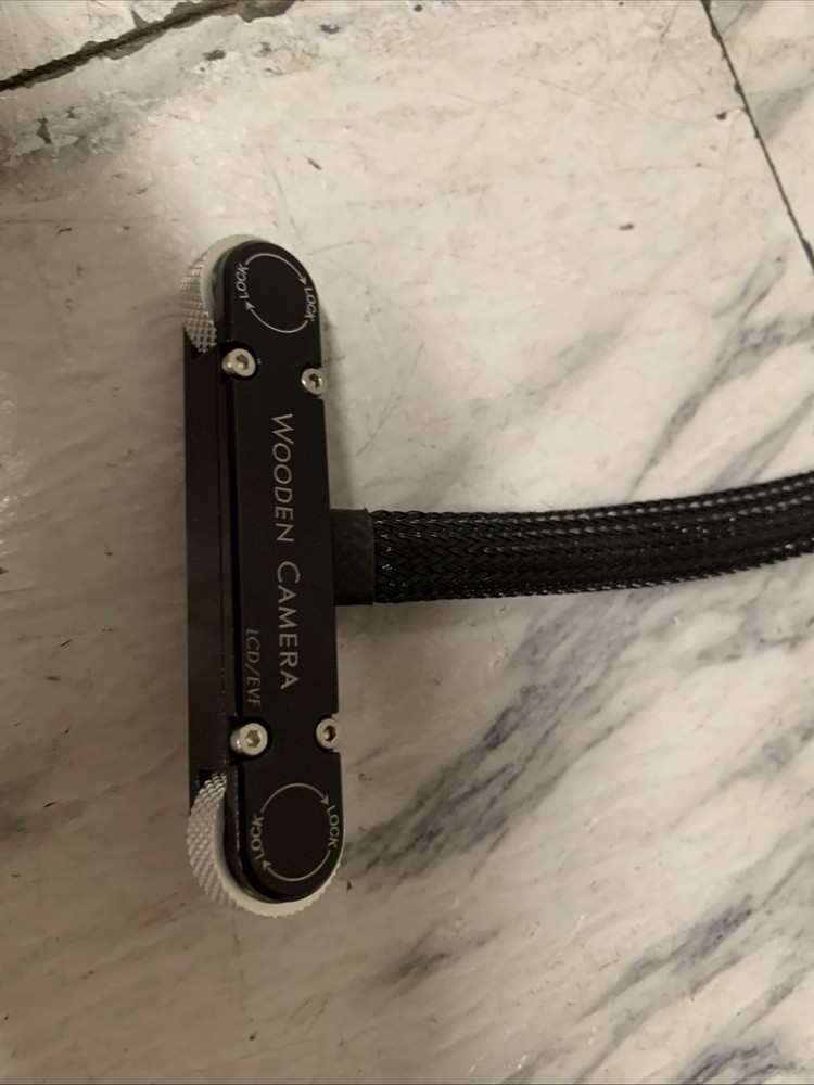Wooden Camera Cord LCD/EVF