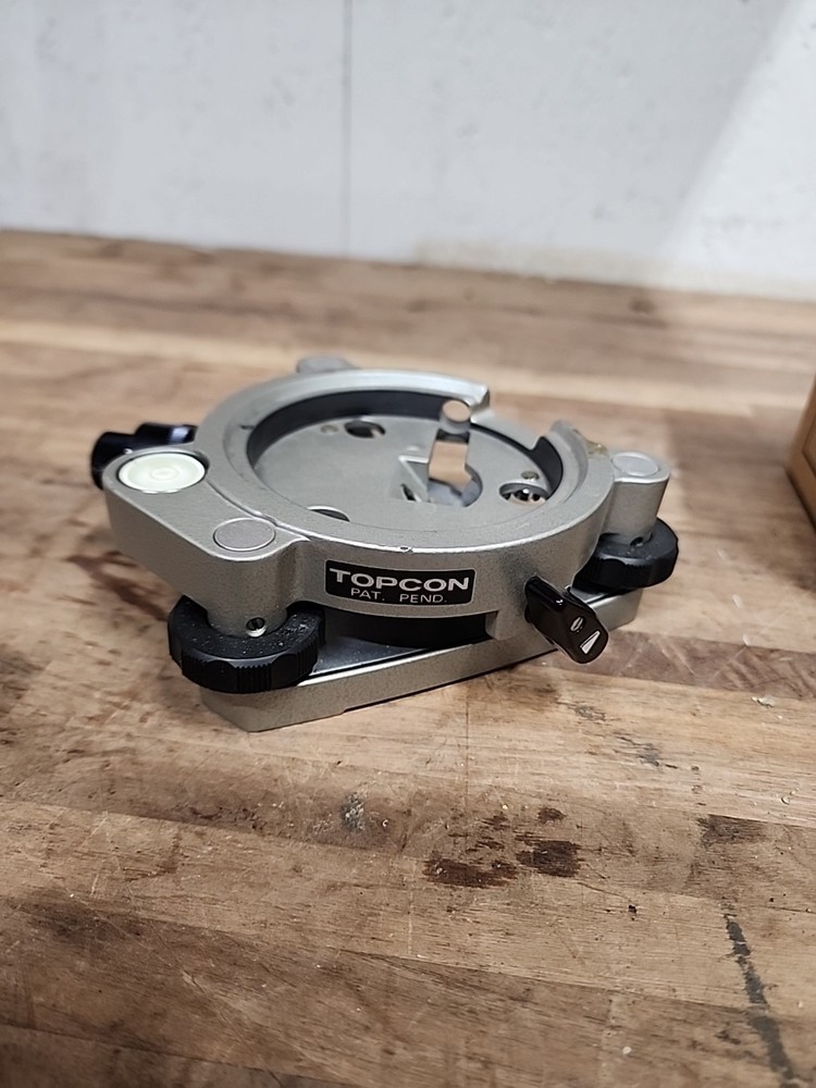 Tribrach Without Optical Plummet Grey TOPCON