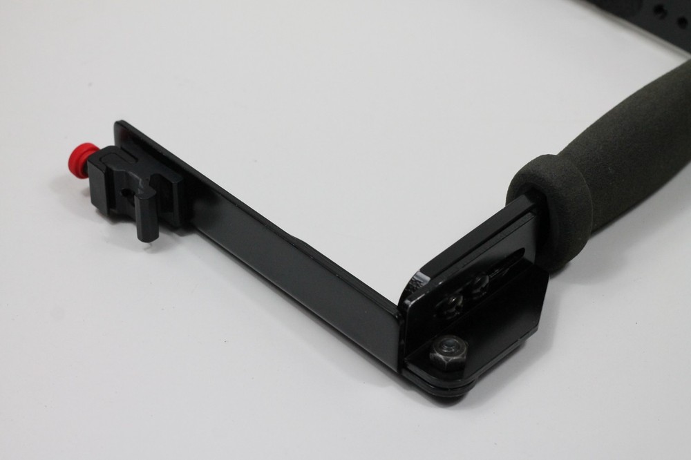 Stroboframe Folding Film & Digital Camera Flash Bracket USA /937