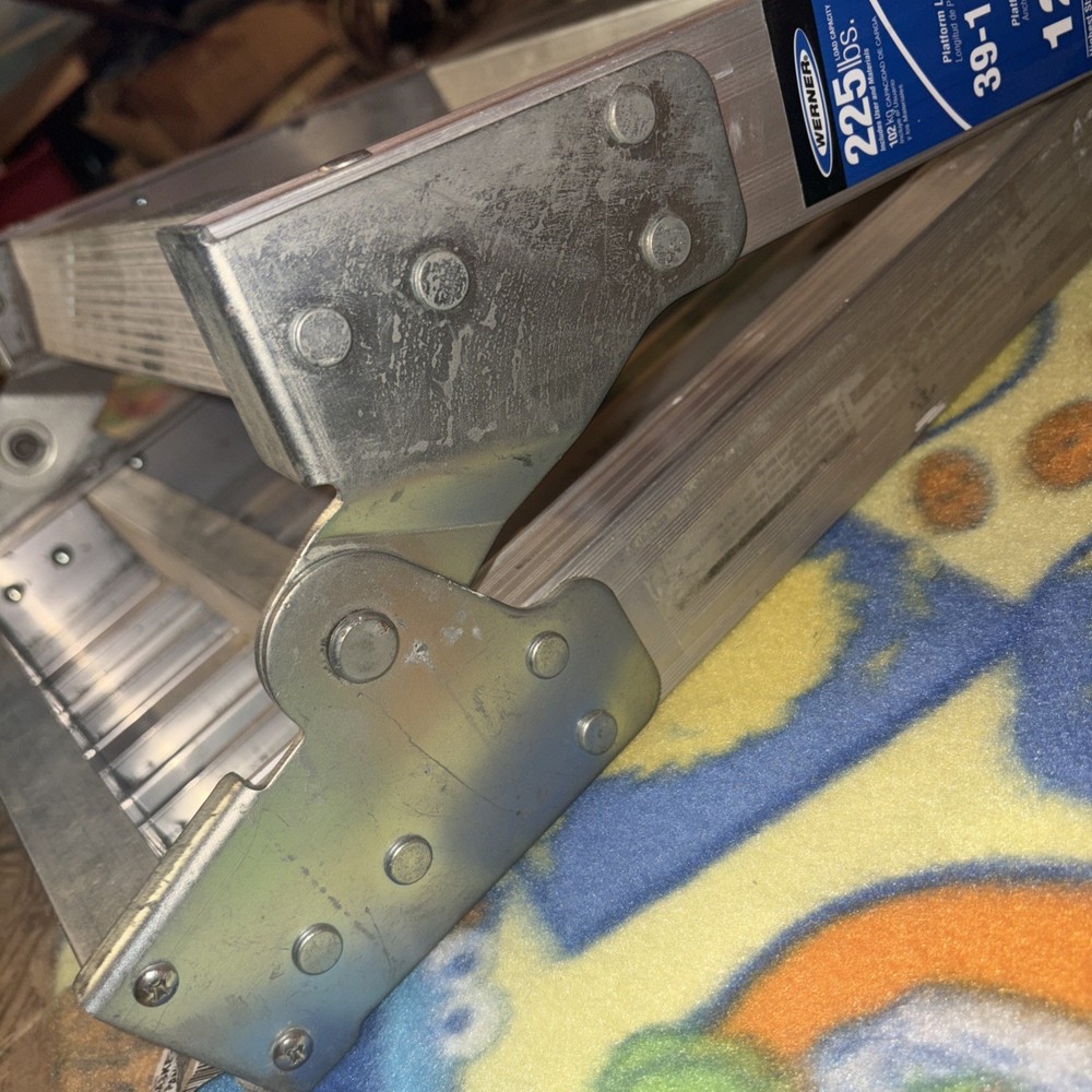 Werner AP-20 aluminum work platform ladder-Fully Functional/Used