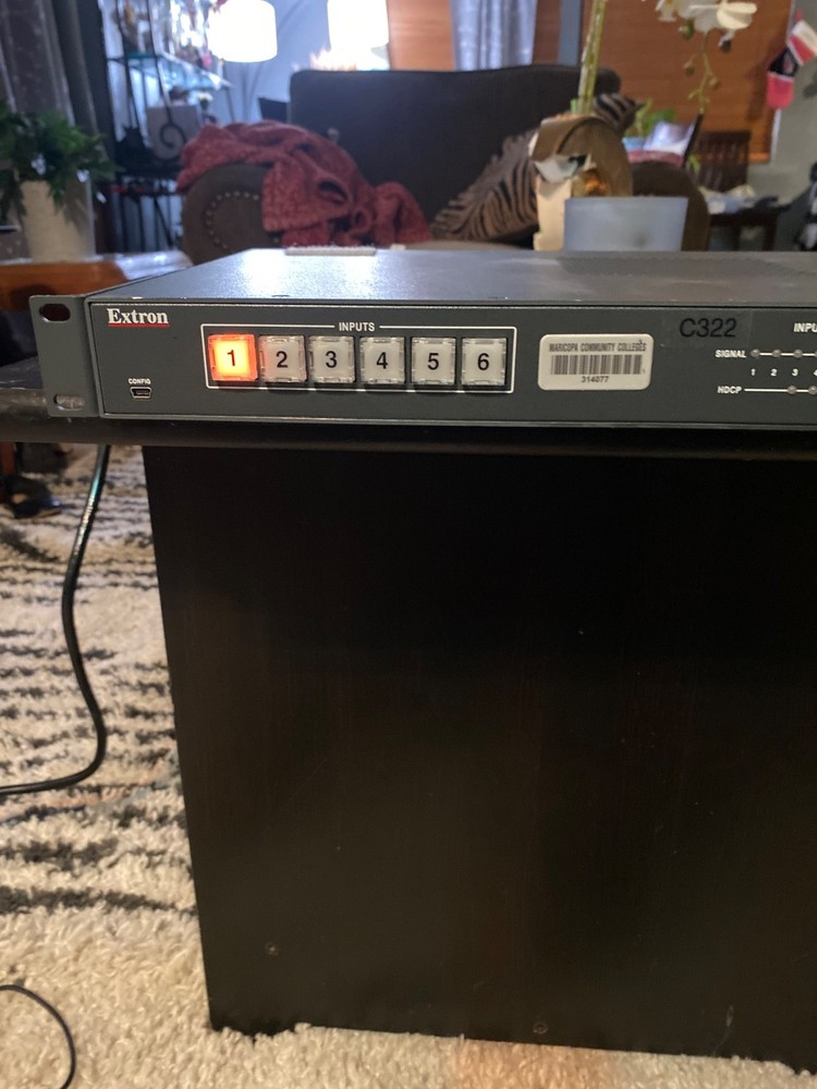 Extron IN1606 Presentation Switcher