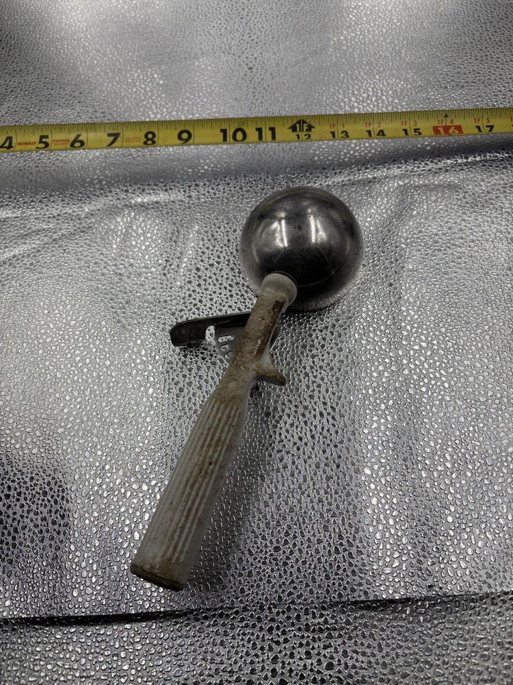 Vintage Ice Cream Scoop