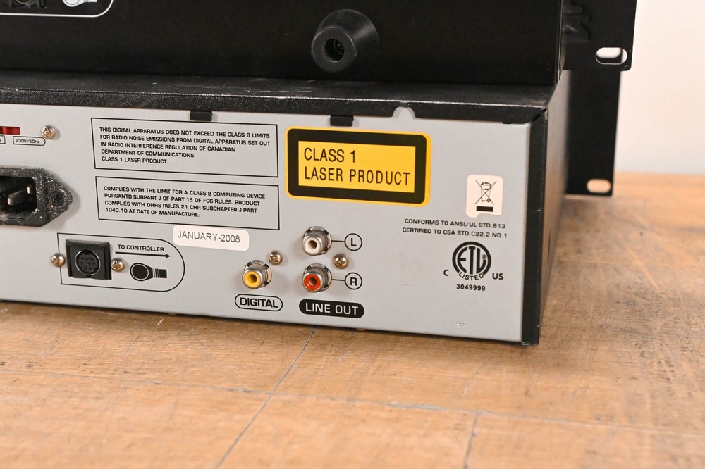 Numark CDN25 Professional Dual CD Player with Controller CG01T98