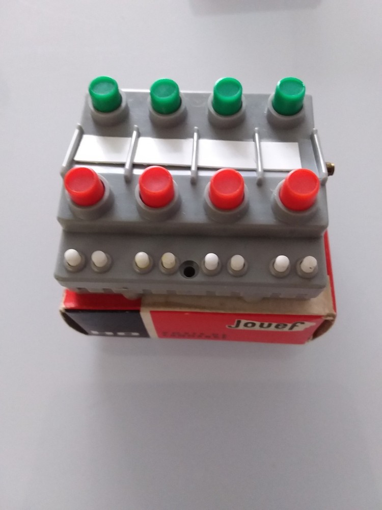 Ho Jouef ref 9890 order station