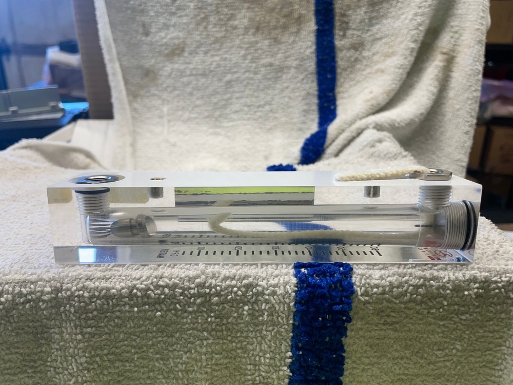NOS Dwyer Series VFB VISI-FLOAT Flowmeter VFB 81