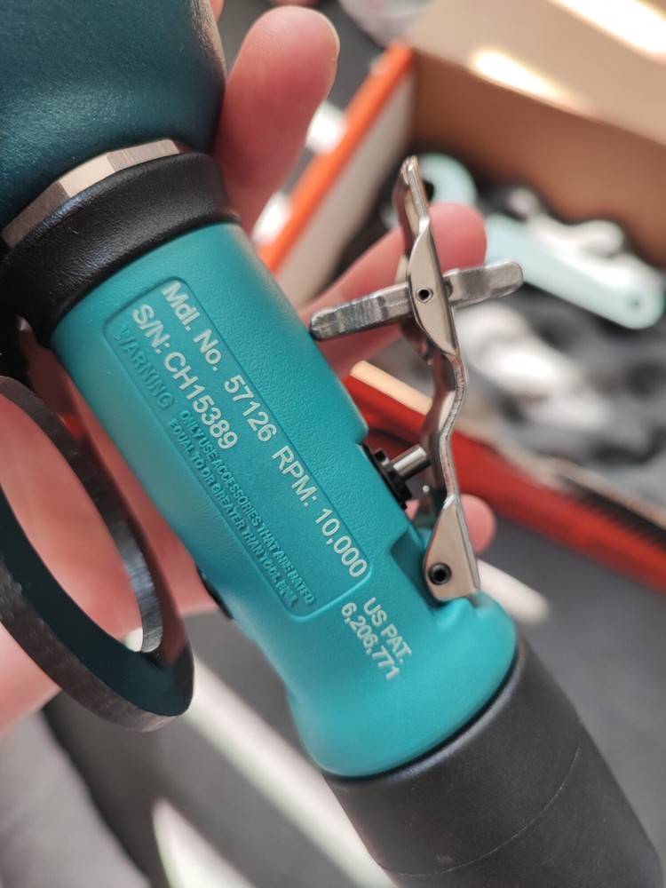 Dynabrade orbital polisher/sander