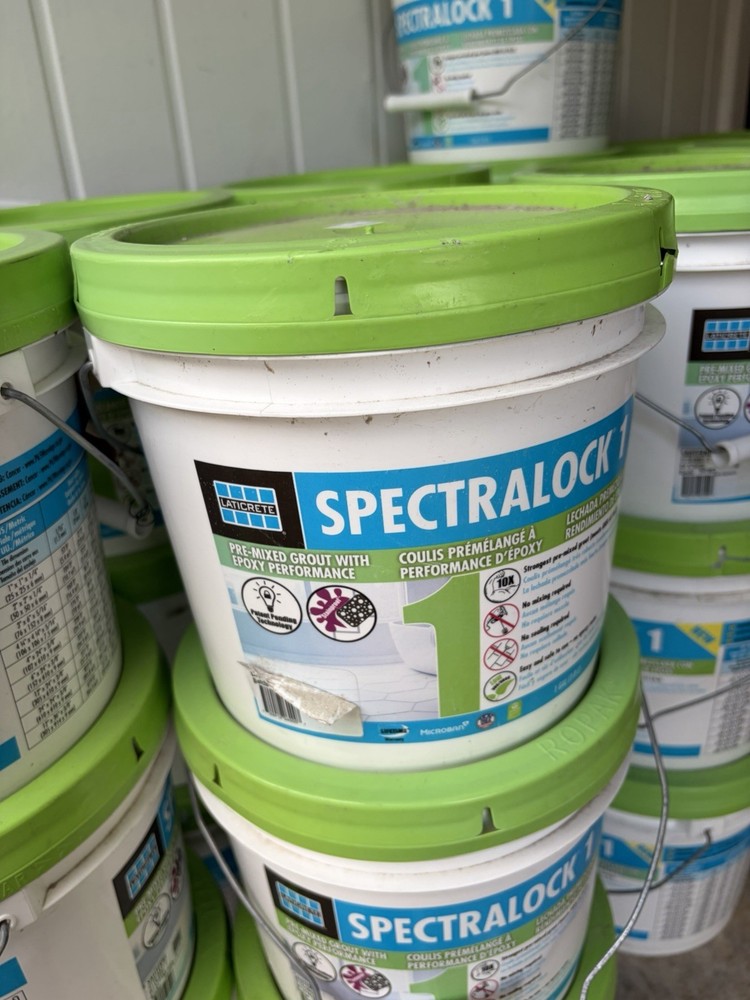 LATICRETE Spectralock Pre-Mixed Epoxy Grout White Epoxy Performance