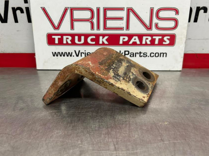 Kenworth K276-419 Bracket-Crossmember Front Engine Support