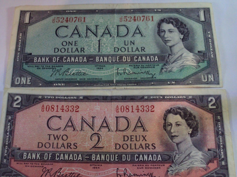 13 foreign bank notes see description for countries