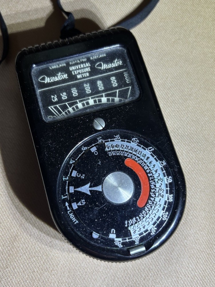 Weston Master Model 715 Universal Exposure Light Meter With Case and Strap