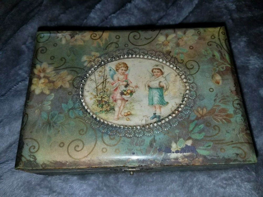 Vintage Victorian Vanity Box