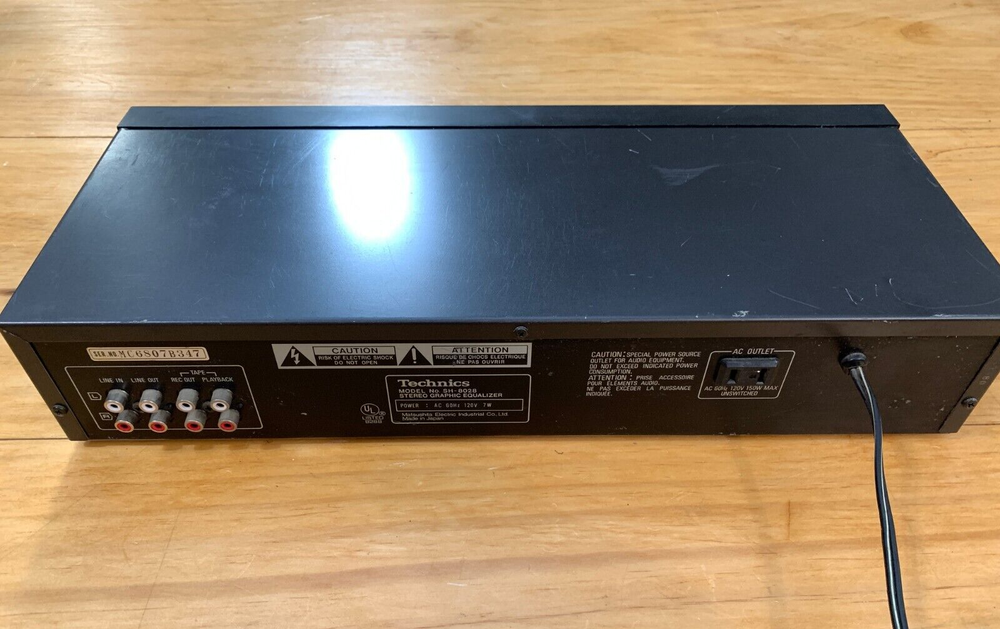 Technics Stereo Graphic Equalizer Model SH-8028 Right Channel Lights Out