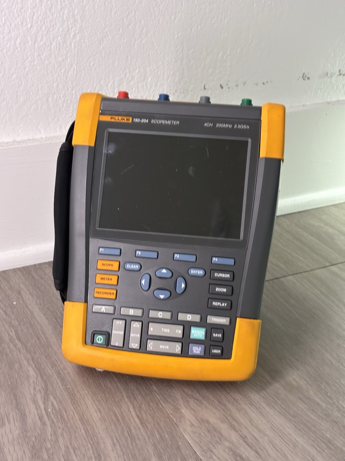 Fluke 190-204 Scopemeter 4CH 200MHz 2.5GS/s w/ Probes & Case