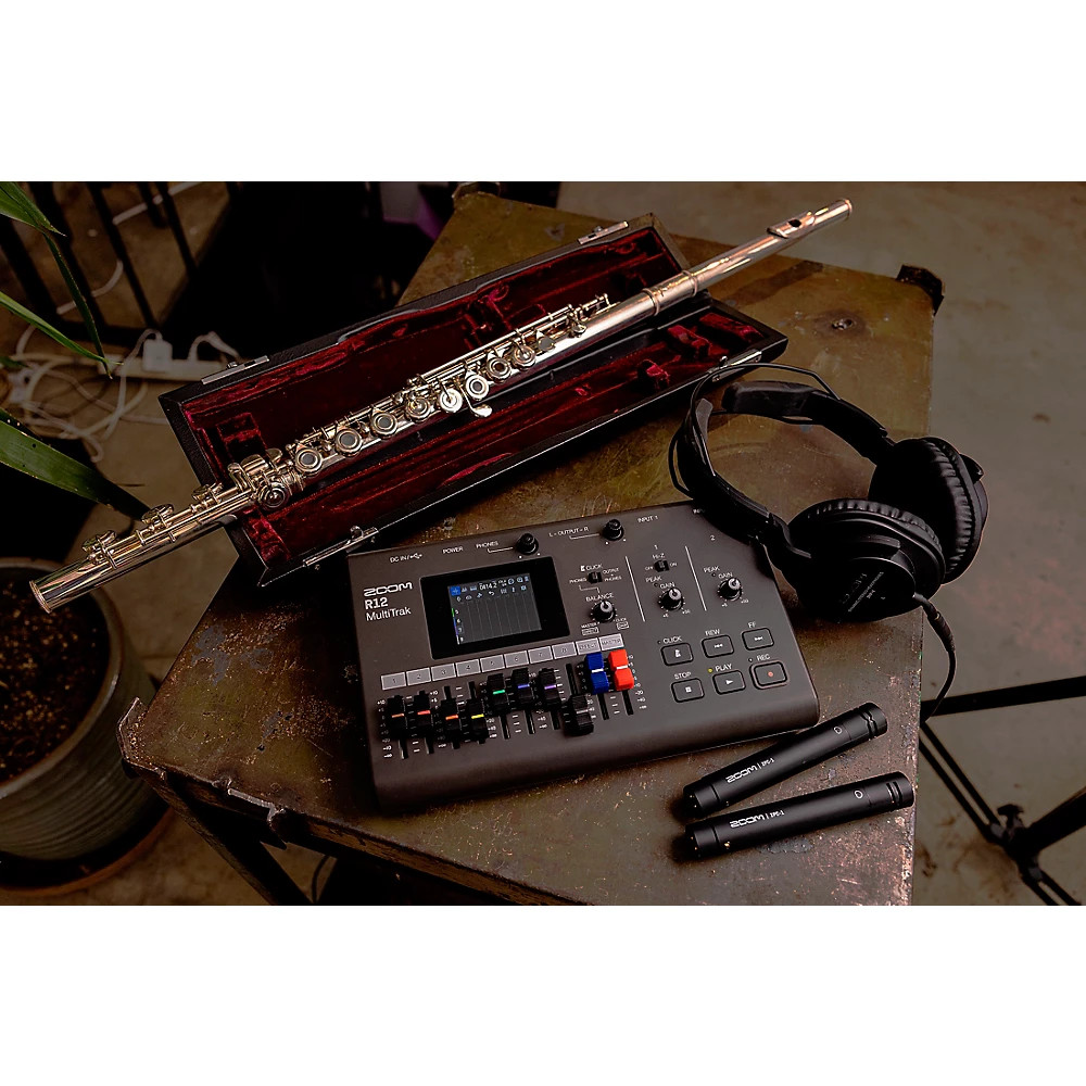 Zoom R12 MultiTrack Recorder