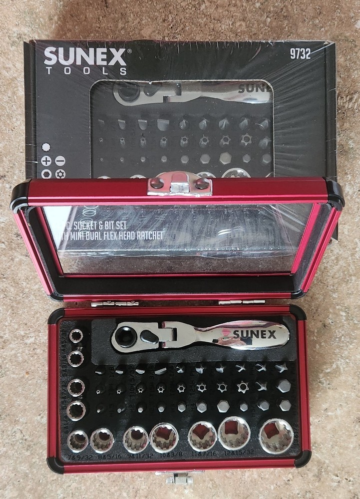 Sunex 44pc. Socket & Bit set W/ Mini Ratchet