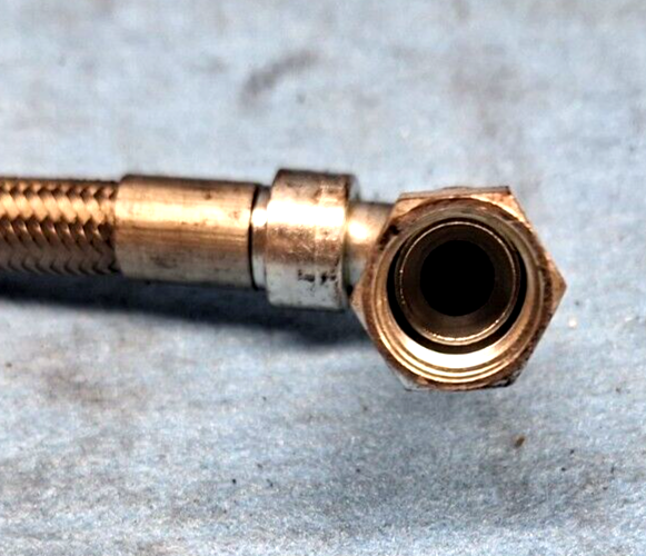 STAINLESS STEAL BRAIDED FLEXABLE HOSE