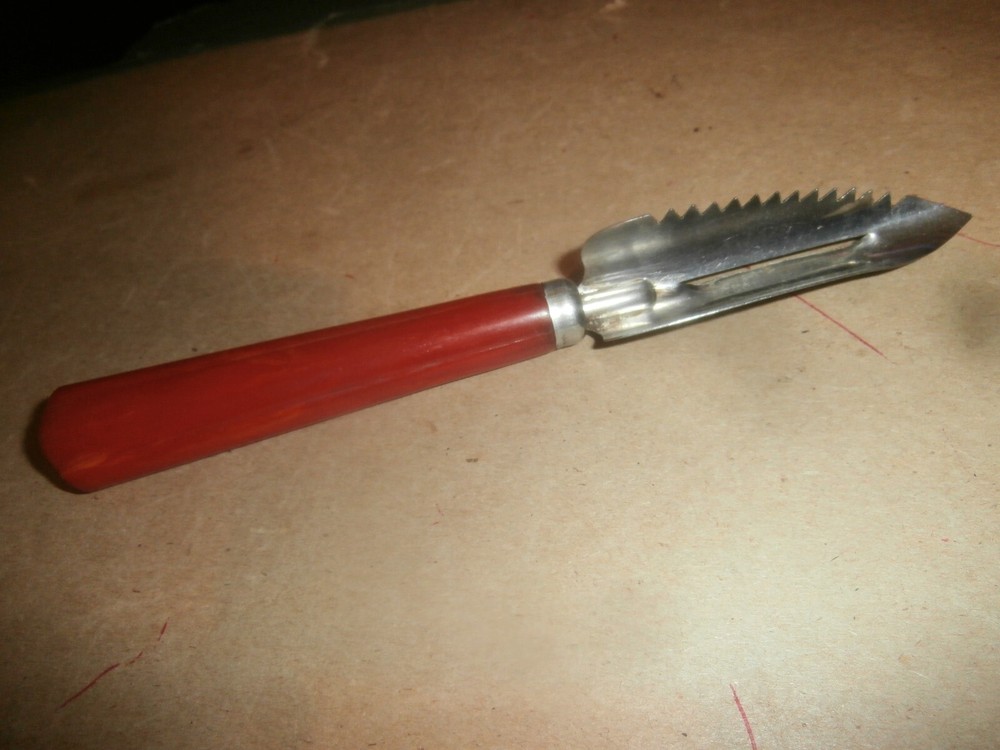 Vintage Bakelite Red Handle Peeler KitchenTool