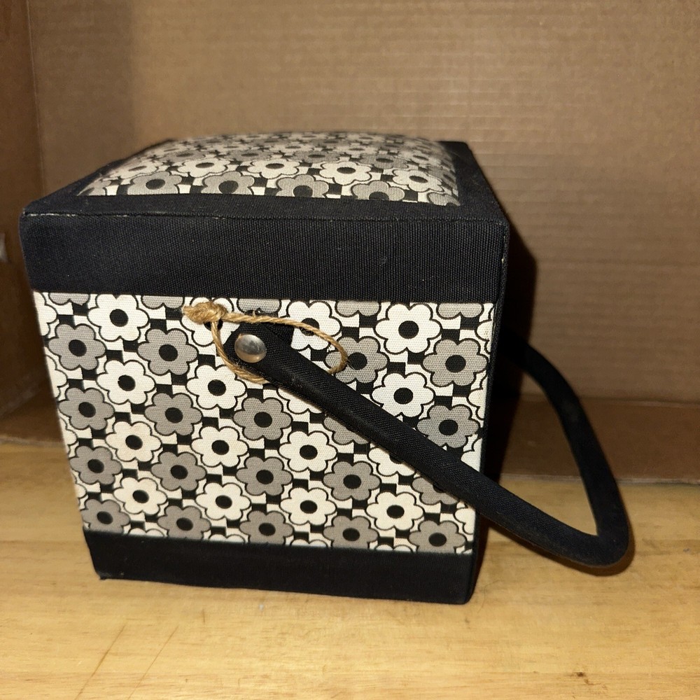 Small 6x6x6 Sewing Storage Box