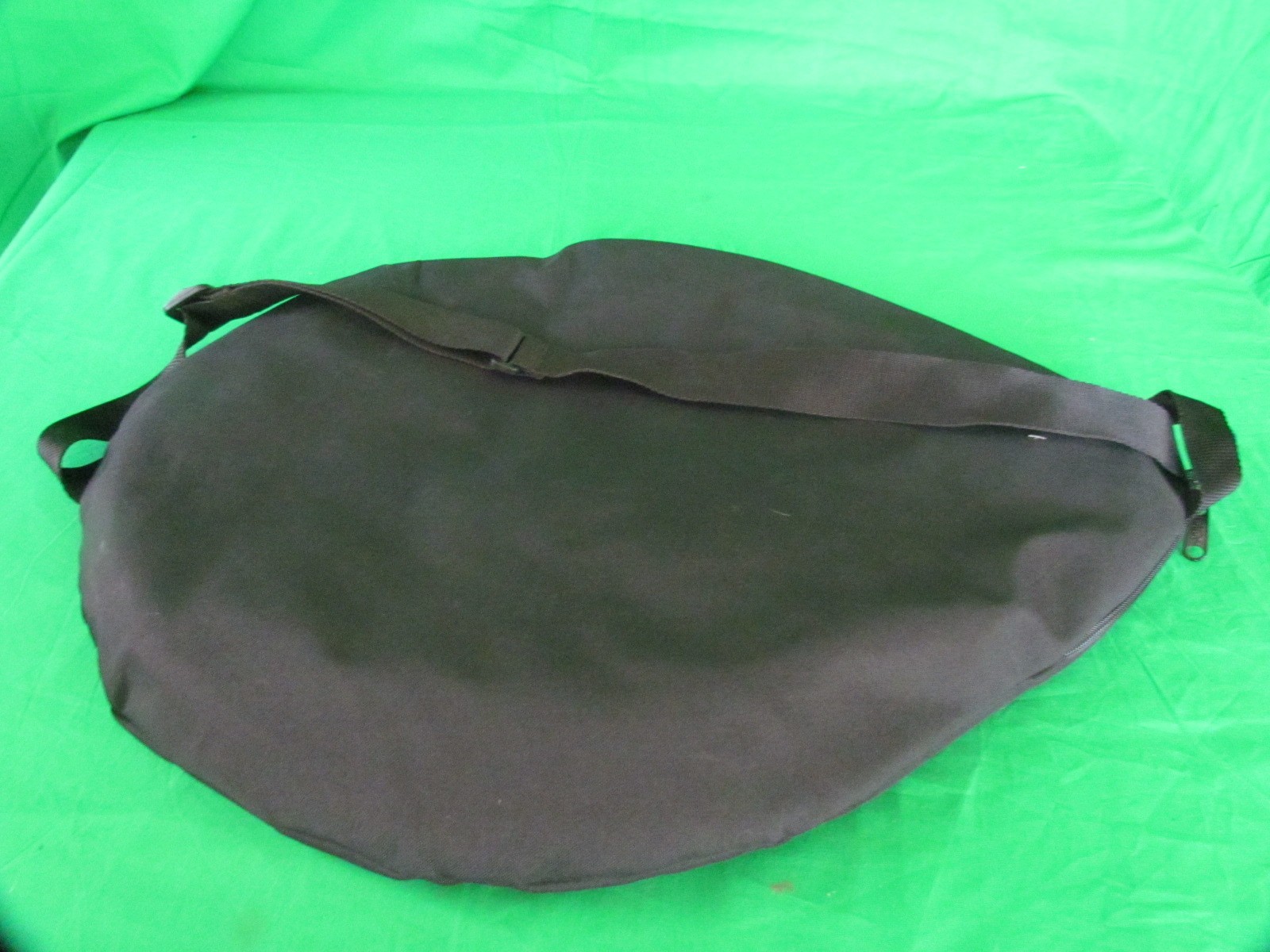 PUGG One V One Mini Soccer Training Goal 2.5' Footer Portable Pop-Up Practice