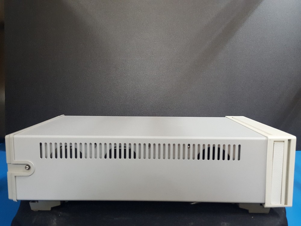 Agilent 3499B: Switch / Control System Main Frame (0243)