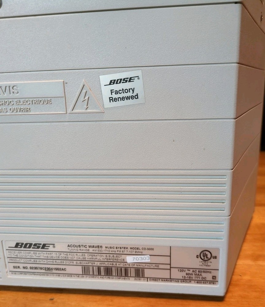 Bose Acoustic Wave Music System CD-3000 White
