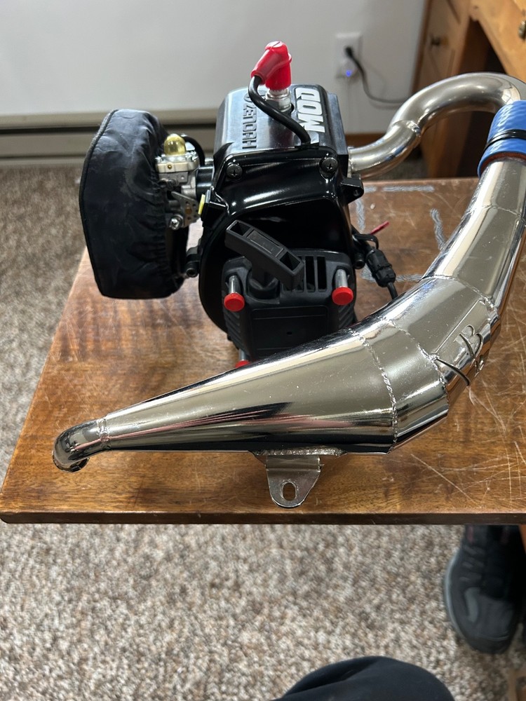 ZENOAH G320RC 32CC ENGINE WITH BARTOLONE MOD TOPEND AND BARTOLONE TUNED PIPE