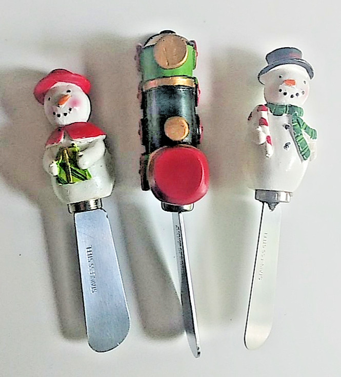 Condiment Utensils Serving Knives Snowman (2) & Train