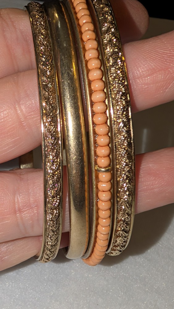 Vintage 4 PC Oval Bangles Set