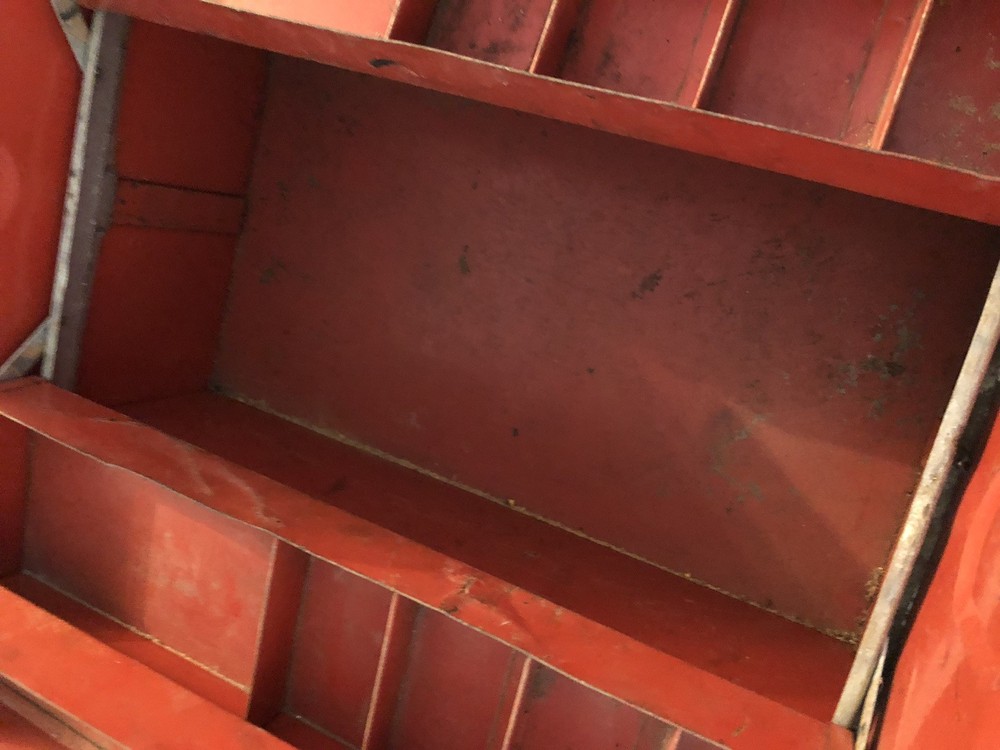 VINTAGE DUPLEX CANTILEVERED TOOL BOX RED MODEL 1018