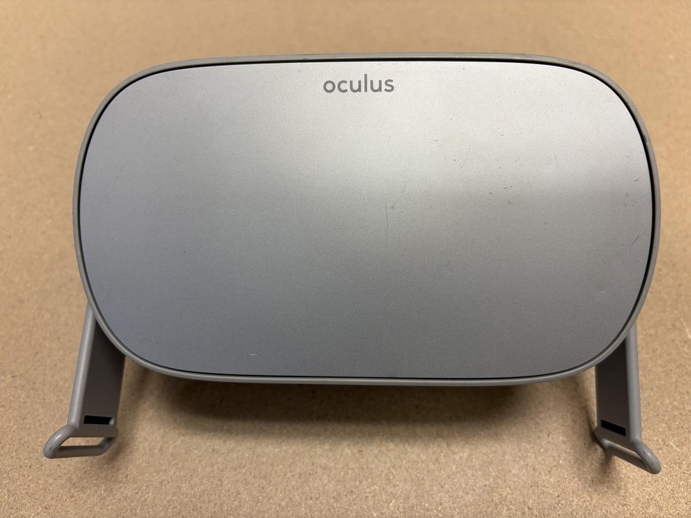 Oculus Go Standalone VR Headset 64GB Model MH-A64