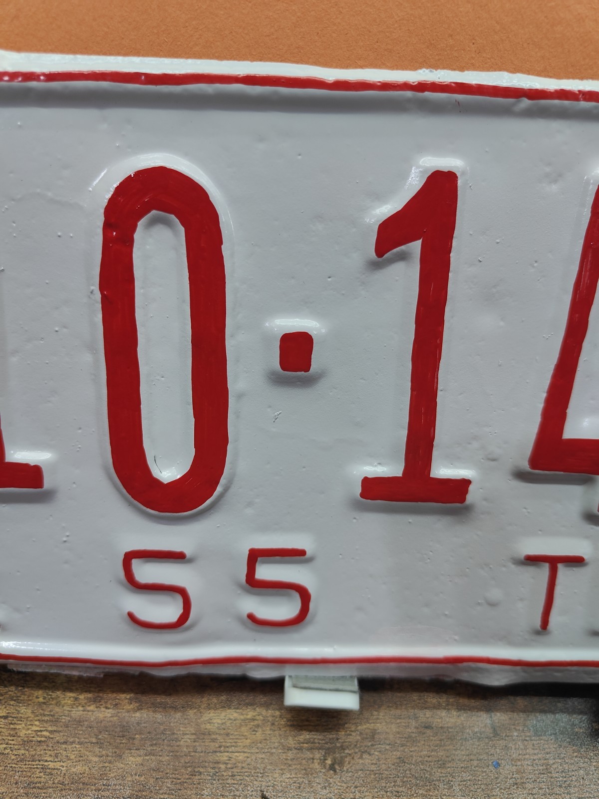 🟥Tennessee TN Tenn License Plate Tag 🟥 1955 LONG State Shaped Blount 10 14315