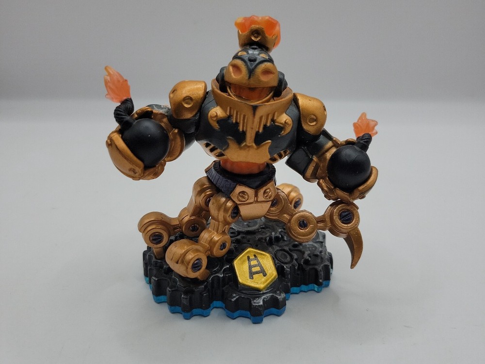 Skylanders Swap Force character figure: BLAST ZONE | swappable blue base
