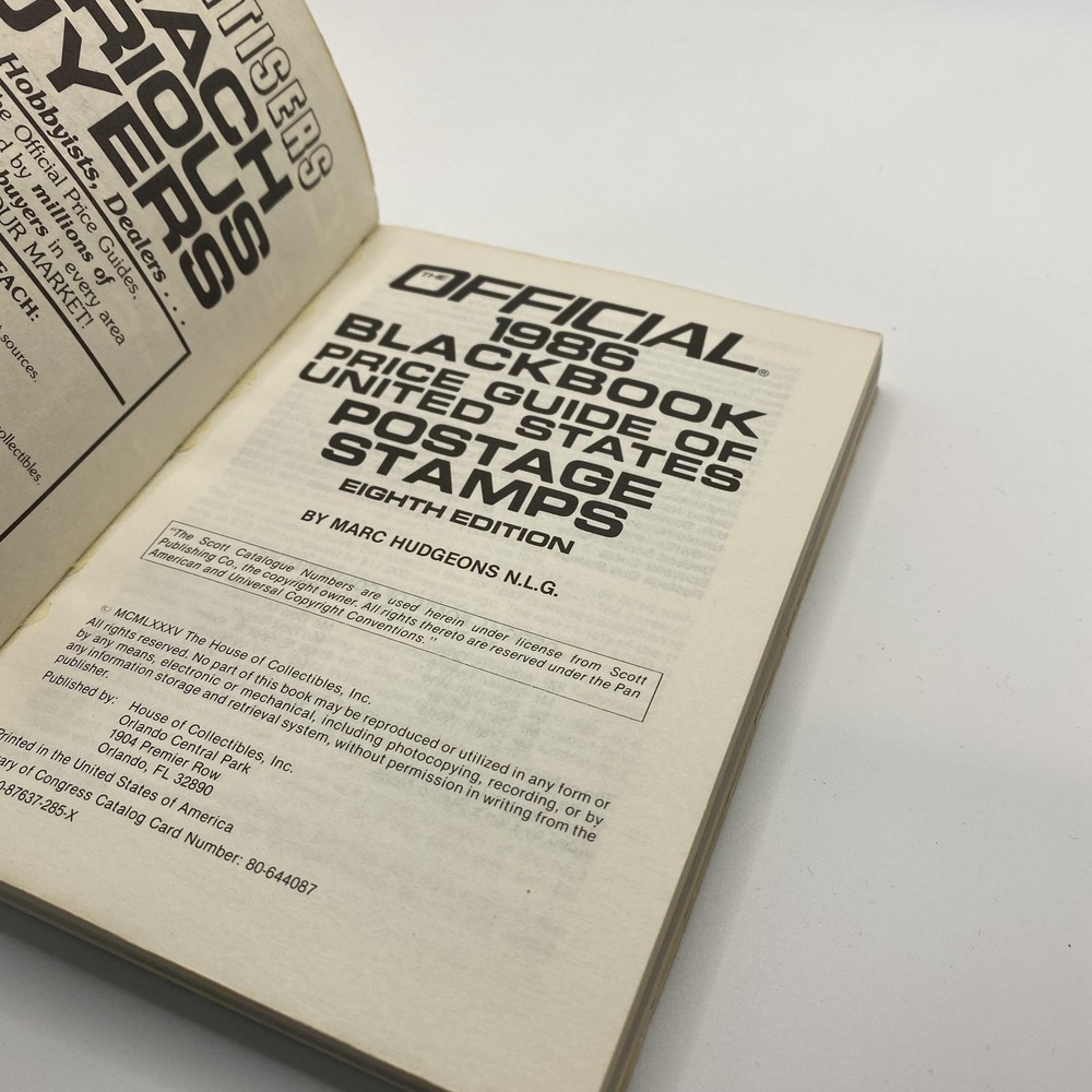 Vintage 1986 Official Blackbook Price Guide US Postage Stamps Book Reference