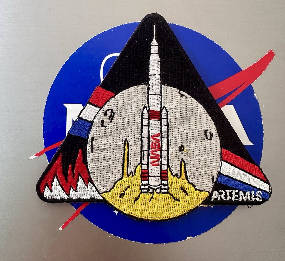 ARTEMIS 2 PROGRAM NASA MOON ORBIT ASTRONAUT MISSION PATCH 3.5”