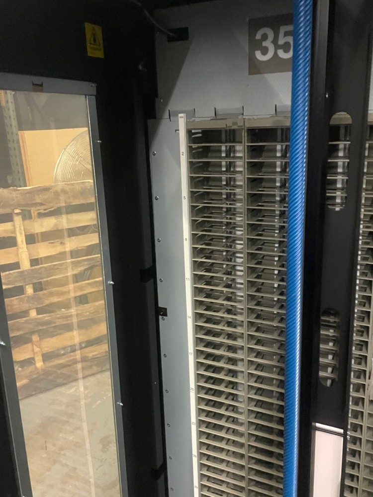 IBM 3584-L23 IBM System Storage TS3500 Tape Library