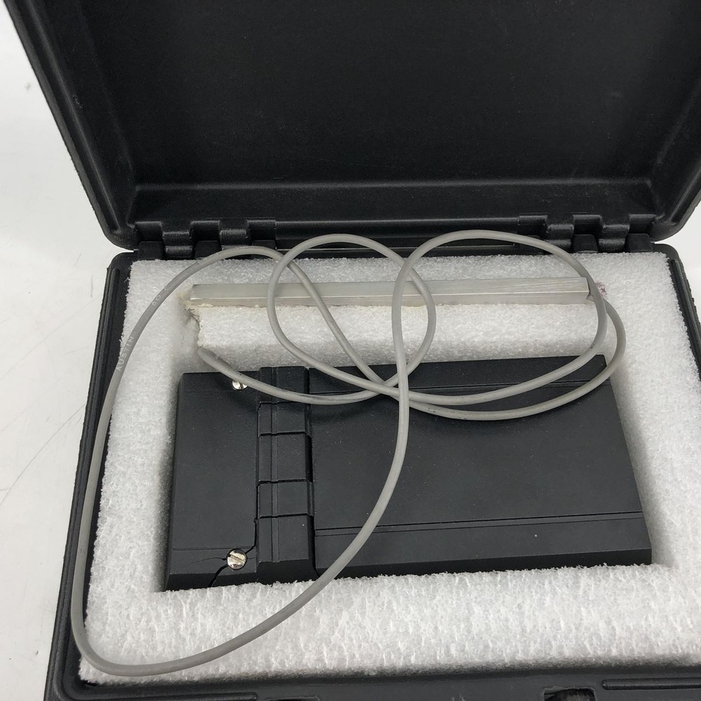SPECTRONICS SPECTROLINE DM-254P DIGITAL UV RADIOMETER- READ DESCRIPTION