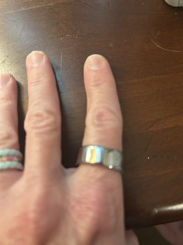 Oura Ring Gen 4 Silver