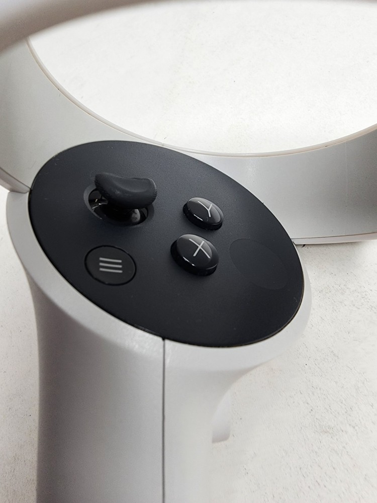 Meta Oculus Quest 2 VR LEFT Controller Only *Stick Drift*